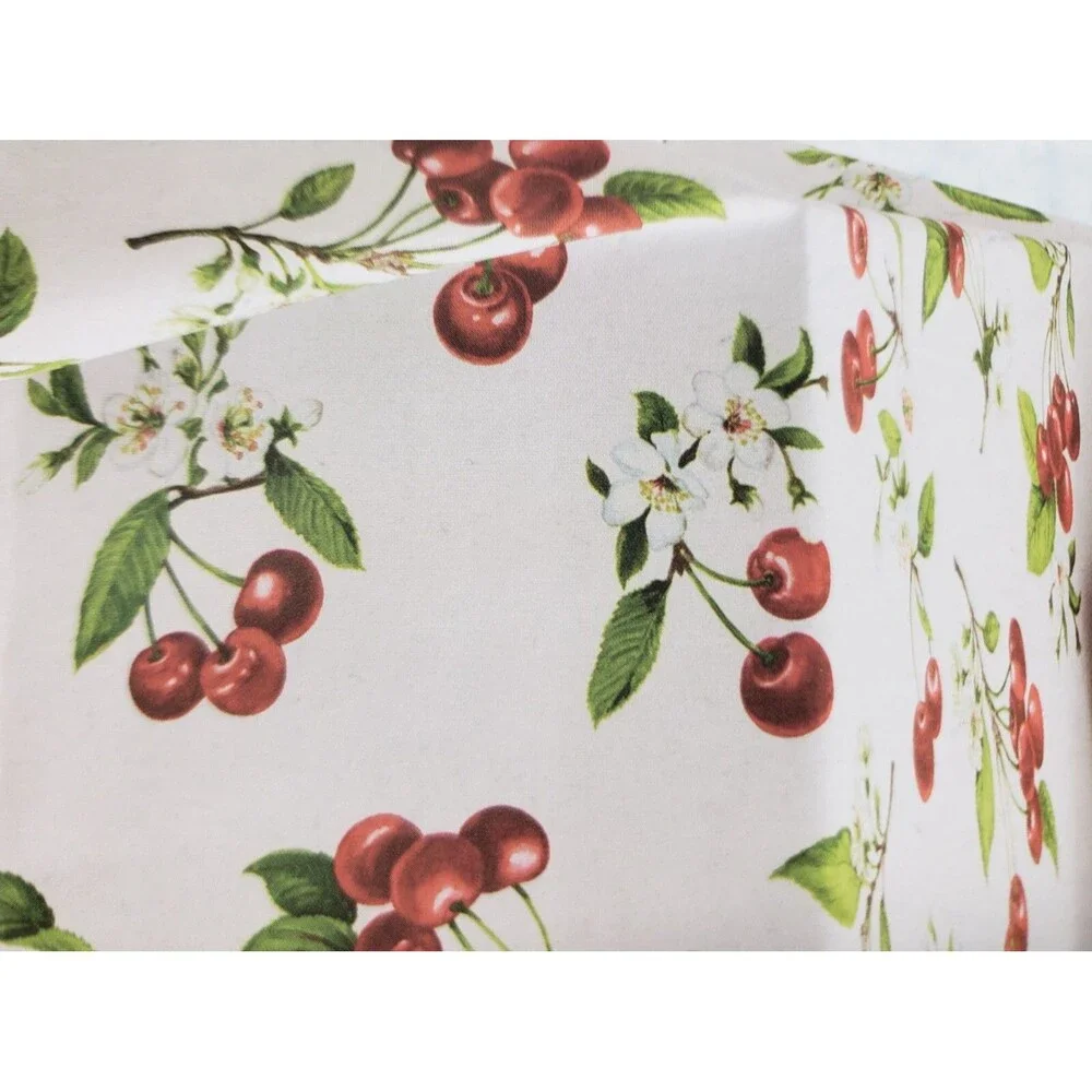 Printed Spillproof Tablecloth, 70